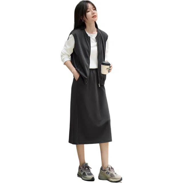 沫晗依美 圆领纯色上衣高腰半身裙裙装套装 女款 深灰色