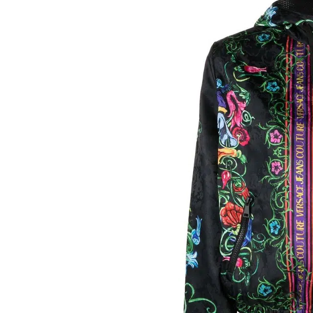 VERSACE JEANS COUTURE SS23 Logo