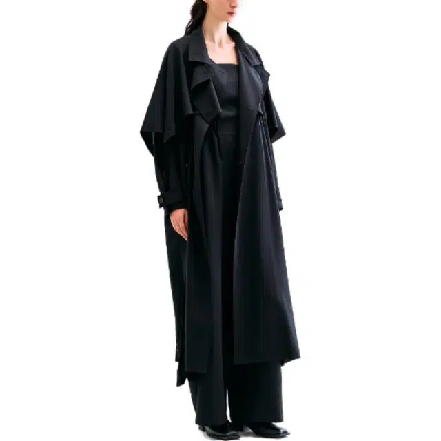 ISSEY MIYAKE Square Over