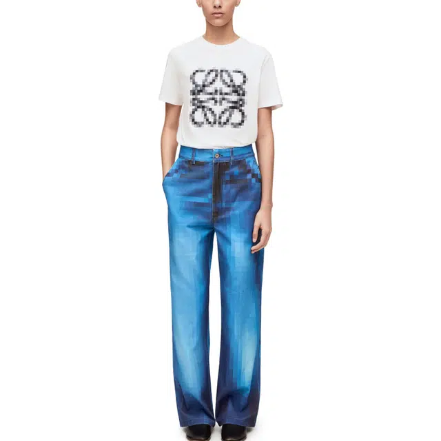 LOEWE SS23 Pixel Anagram-embroidered LogoT
