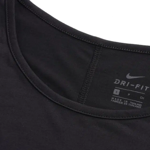 Nike YOGA T