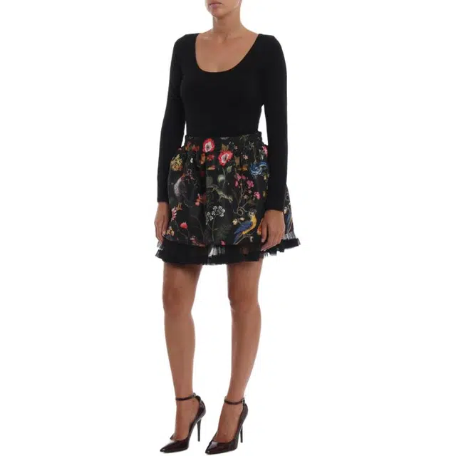 RED VALENTINO
