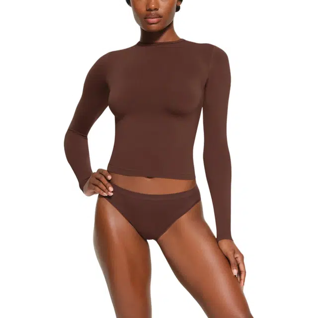SKIMS SOFT SMOOTHING SEAMLESS LONG SLEEVE T-SHIRT T COCOA