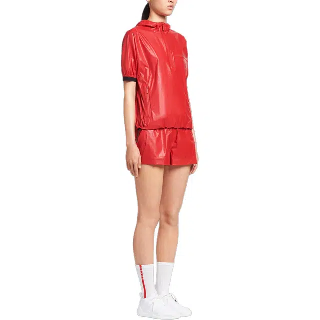 PRADA T