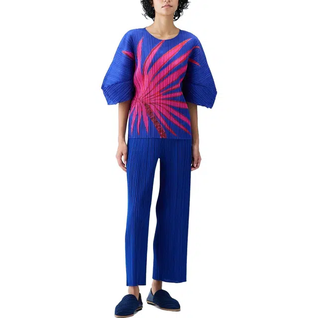 PLEATS PLEASE ISSEY MIYAKE T
