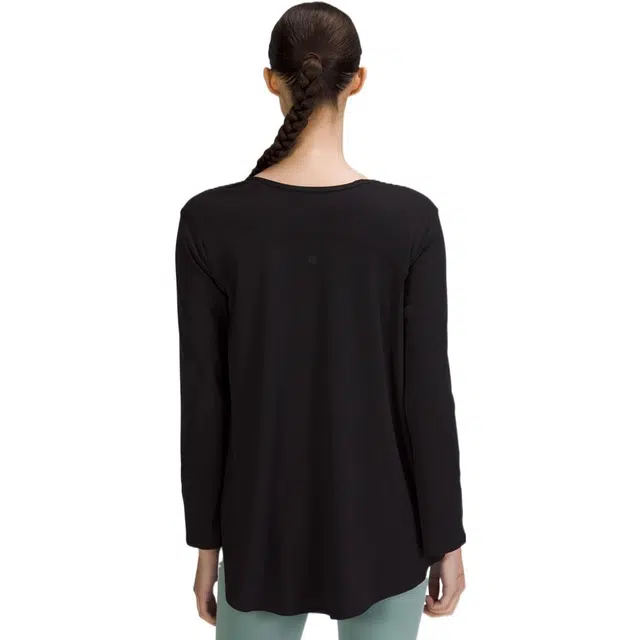 lululemon Nulu SS22 T