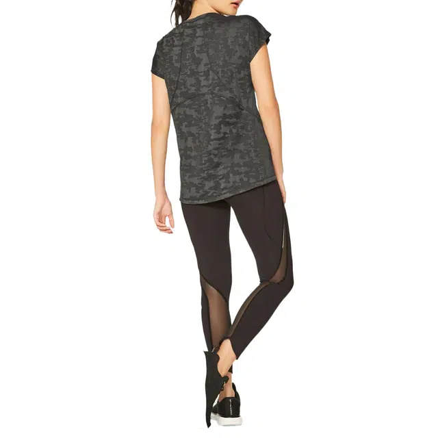 lululemon Miles Ahead T