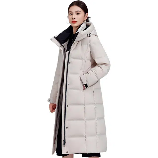 雅鹿 纯色百搭加厚直筒保暖舒适连帽长袖羽绒服 女款