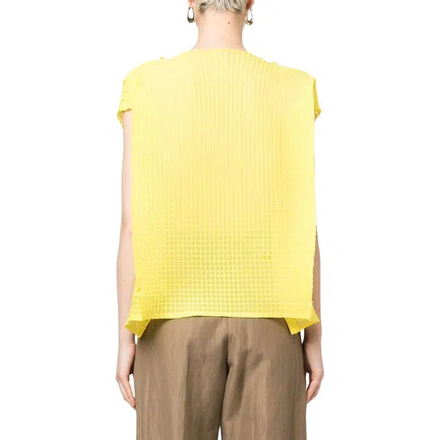 PLEATS PLEASE ISSEY MIYAKE T