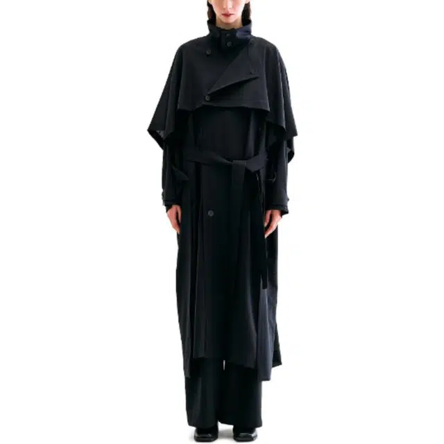 ISSEY MIYAKE Square Over