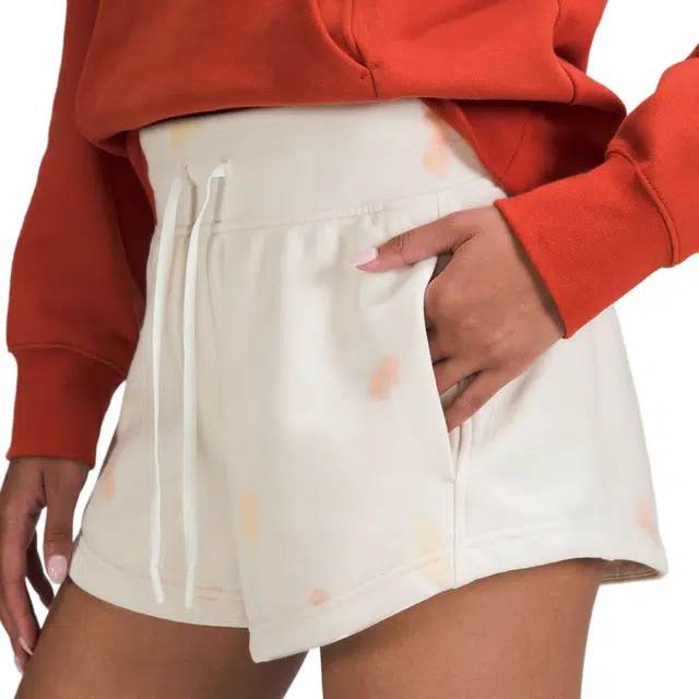 lululemon Inner Glow High-Rise Short 3"