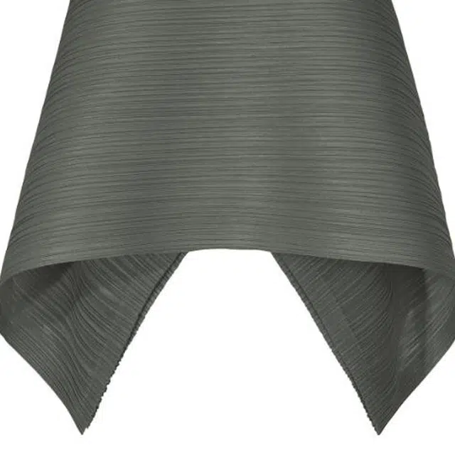 PLEATS PLEASE ISSEY MIYAKE SS23 T