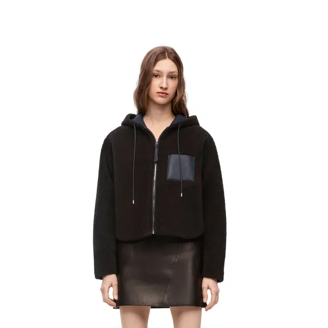 LOEWE 23