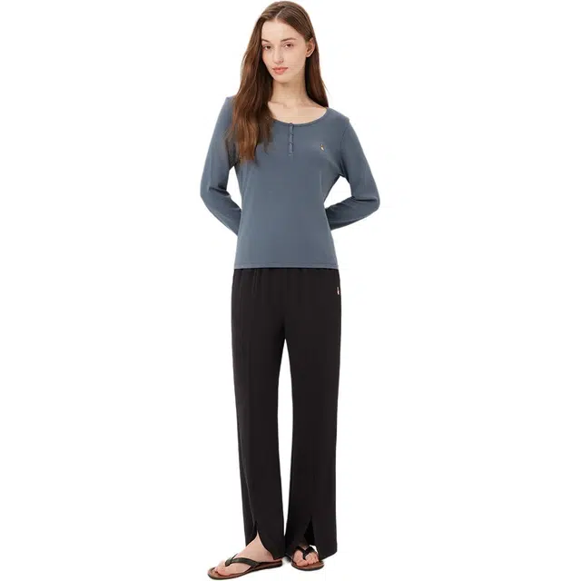 Hush Puppies T