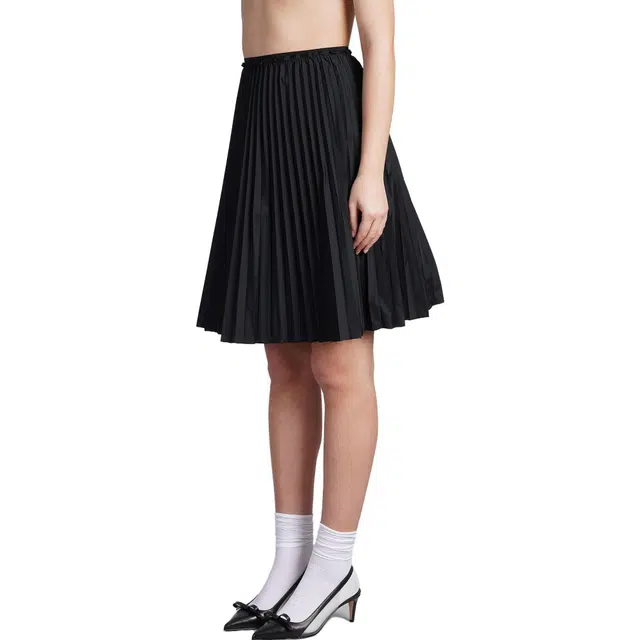 RED VALENTINO
