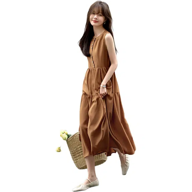 沫晗依美 圆领简约宽松舒适无袖连衣裙 女款 焦糖色