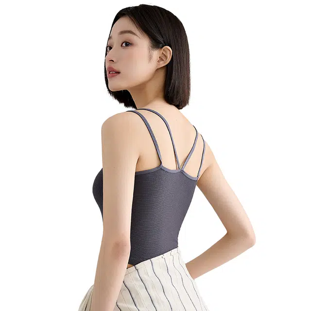 美力城 纯色凉感聚拢遮副乳打底背心 女款