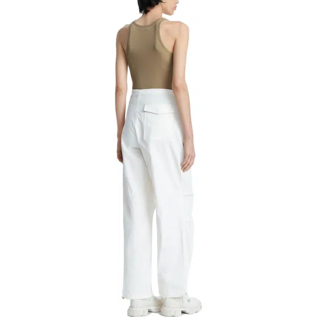 DION LEE
