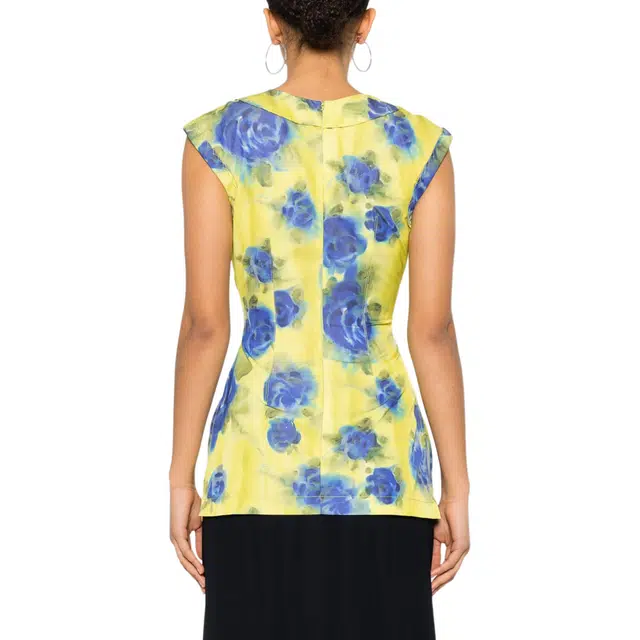 MARNI T