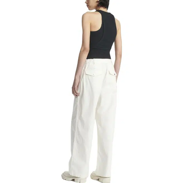 DION LEE