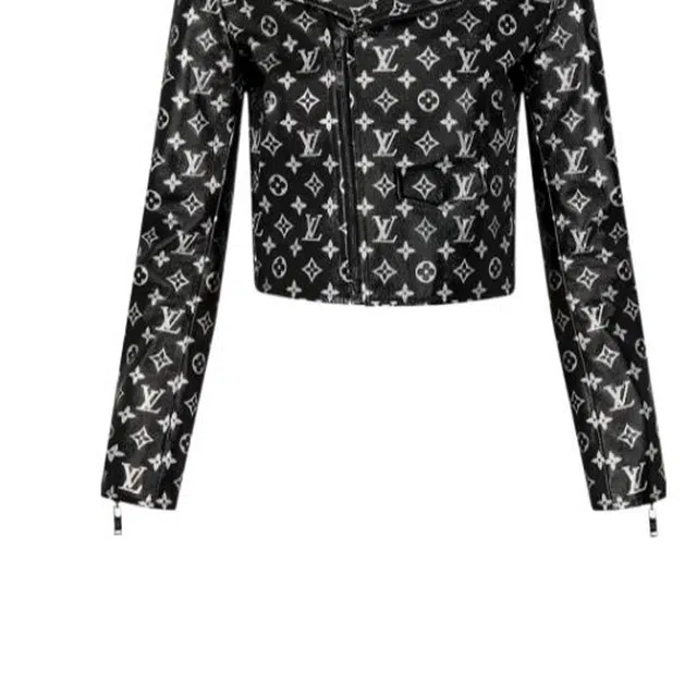 LOUIS VUITTON LV