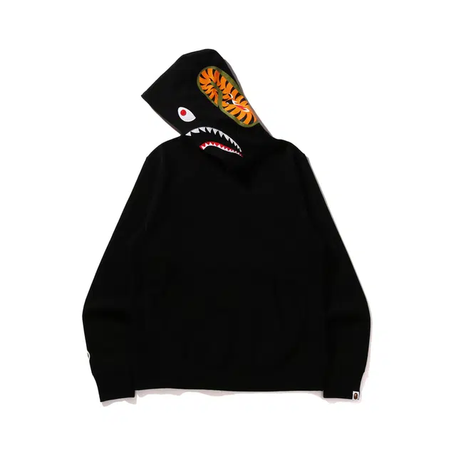 A BATHING APE Shark Hoodie