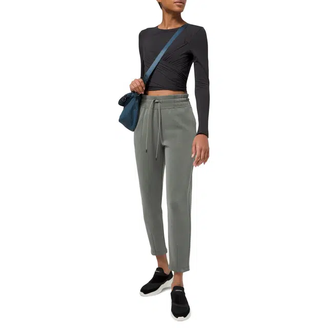 lululemon Gather and Grow T