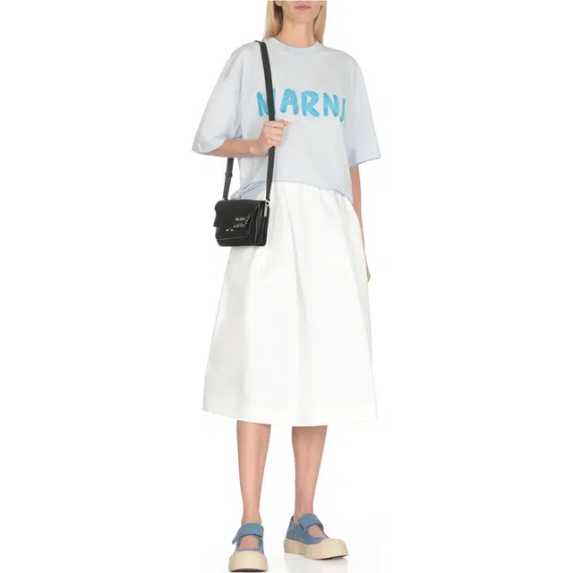MARNI T