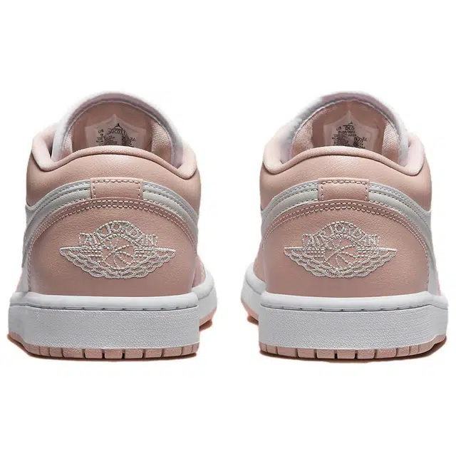Air Jordan 1 Low "Light Bone"