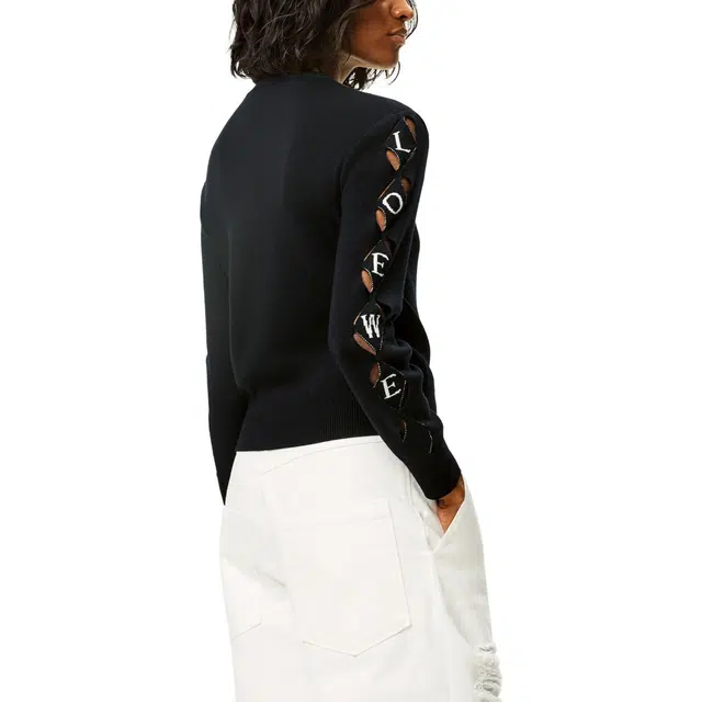 LOEWE FW22 logo