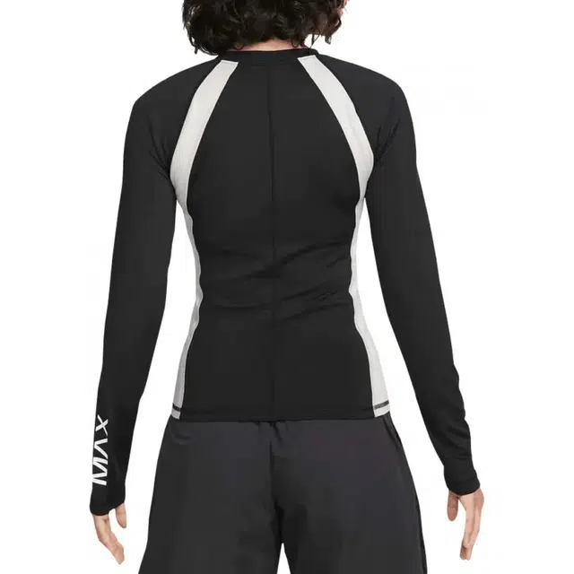 Nike Sportswear LogoT