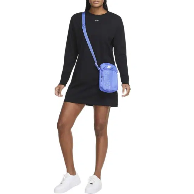 Nike Sportswear Nsw Essntl Dress Logo