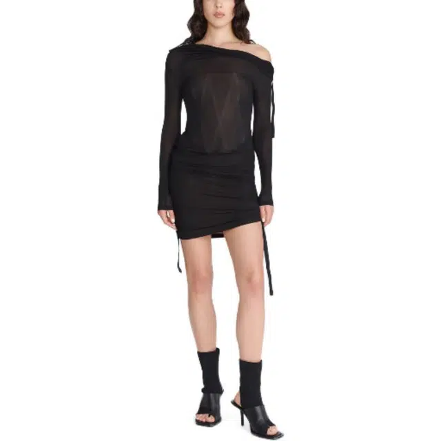 DION LEE