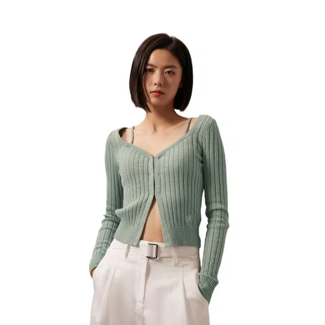 CALVIN KLEIN V