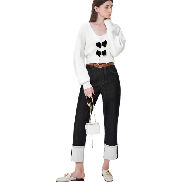 Caroline SS24 V