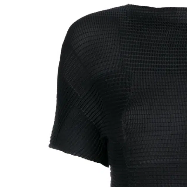 ISSEY MIYAKE T