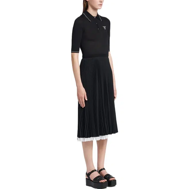 PRADA Logo