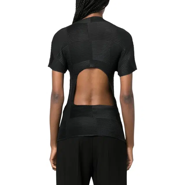 ISSEY MIYAKE T