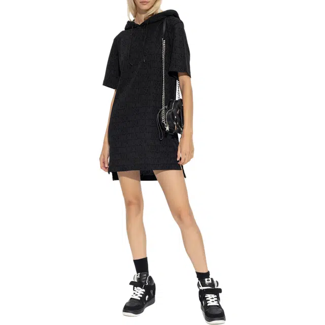 MOSCHINO