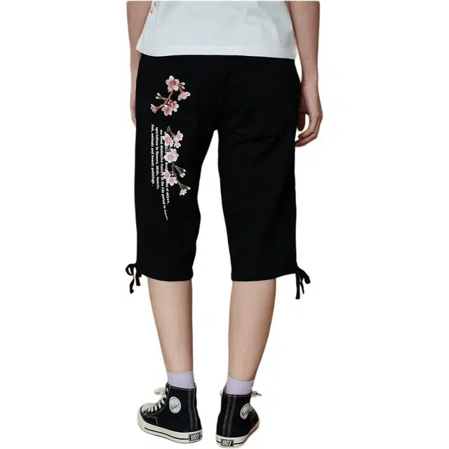 鬼洗 初花印绣花休闲短裤 女款 黑色