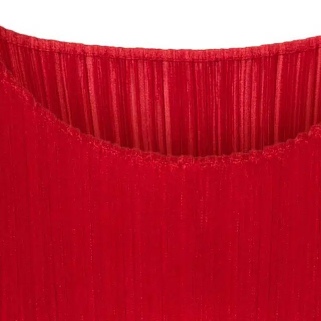 PLEATS PLEASE ISSEY MIYAKE