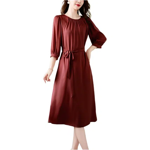 水墨佳人 纯色中长款百搭简约长袖连衣裙 女款