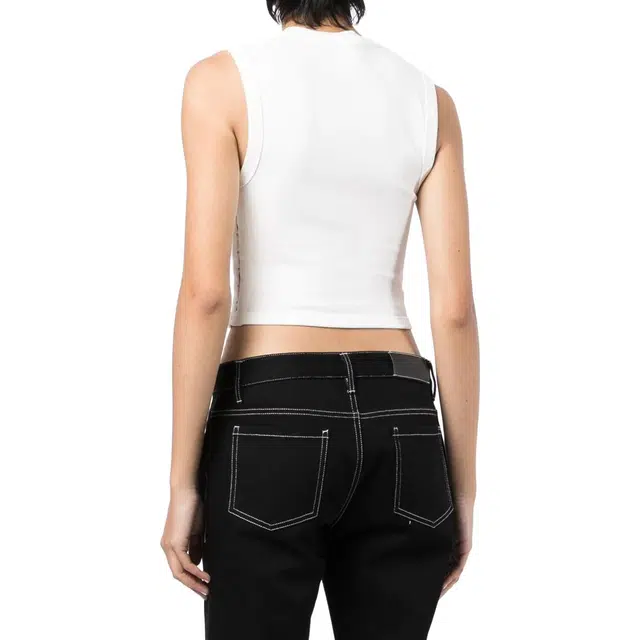 DION LEE