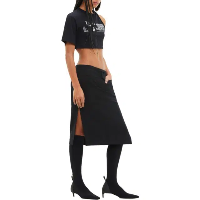 COURREGES T