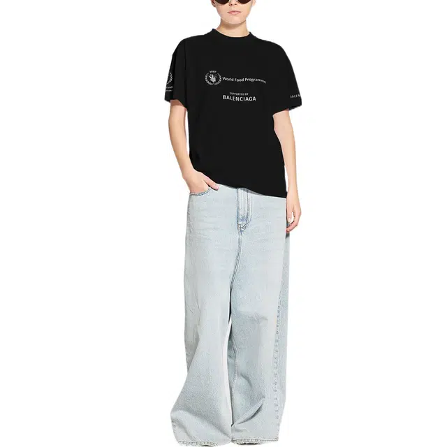 Balenciaga x WFP FW22 LogoT