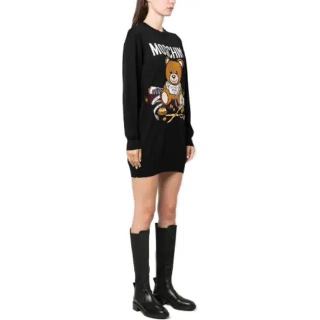 MOSCHINO
