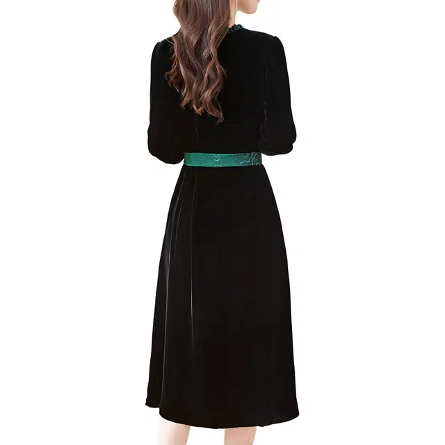 水墨佳人 优雅设计感纯色拼接绑带圆领中长长袖连衣裙 女款 黑色