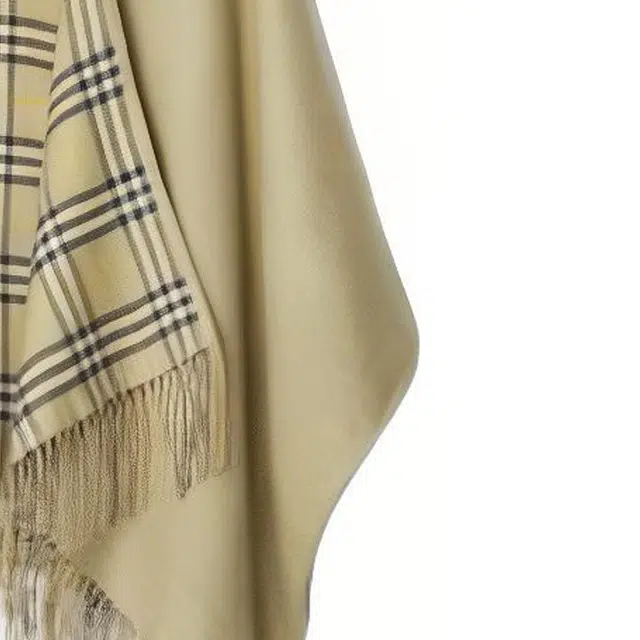 Burberry Check Wool Reversible Cape