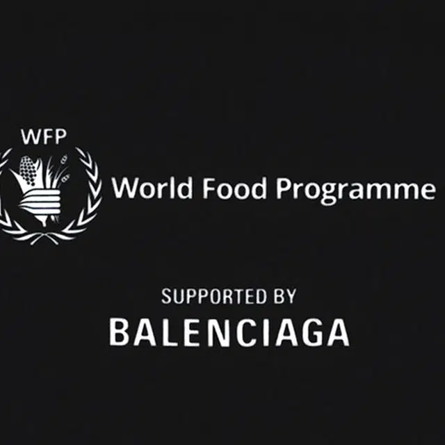 Balenciaga x WFP FW22 LogoT