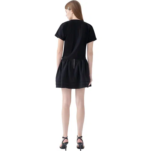 TAMMY TANGS T